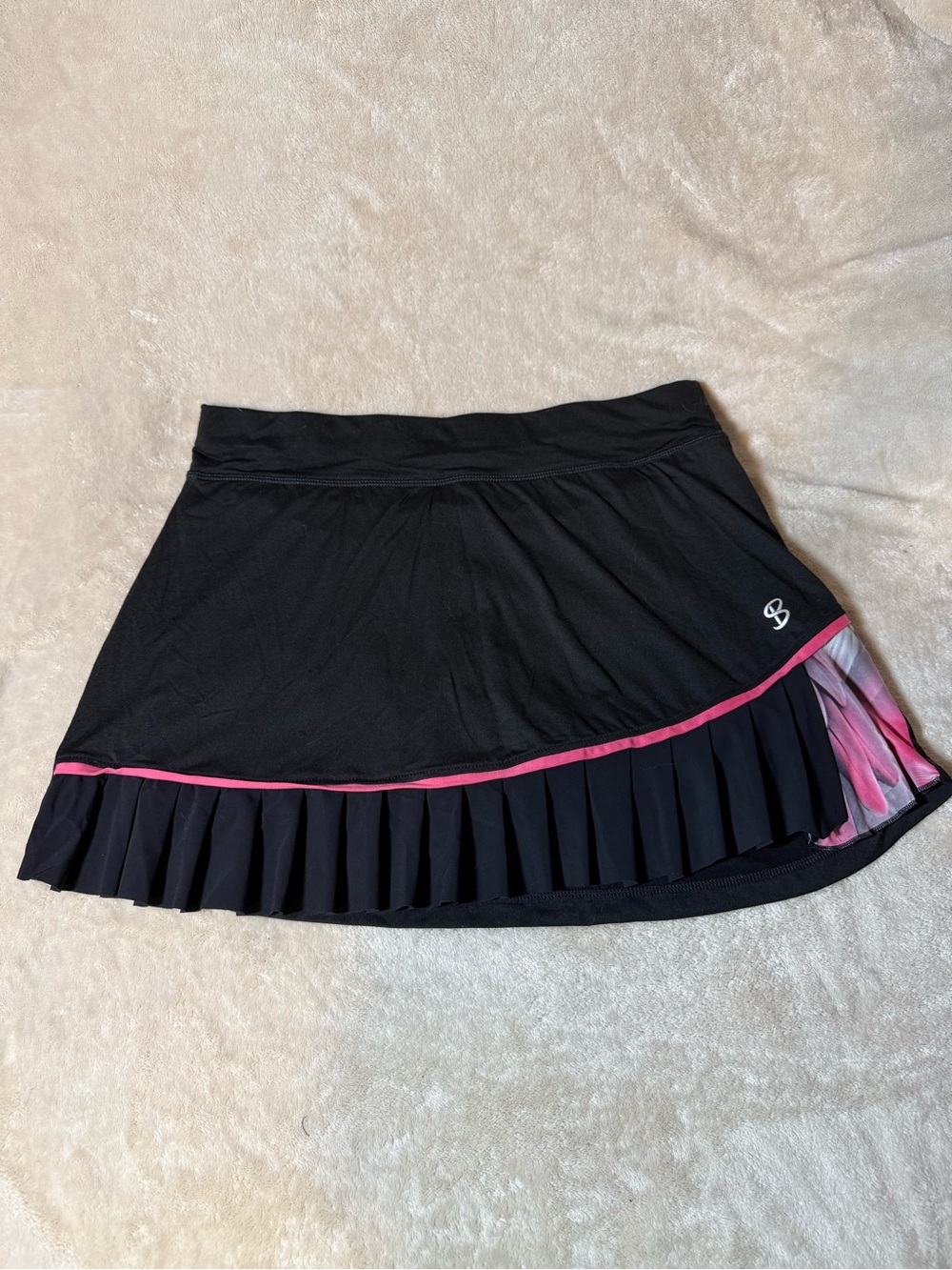 Women’s Black Athletic Pleated Skort with Pink Trim